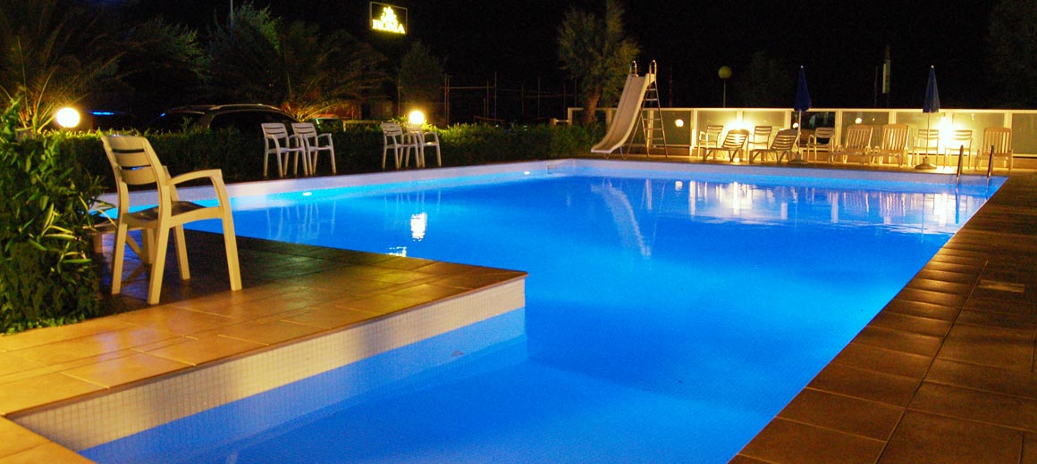 Piscina riservata ai clienti